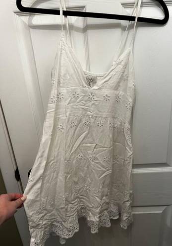 Jessica Simpson White Dress