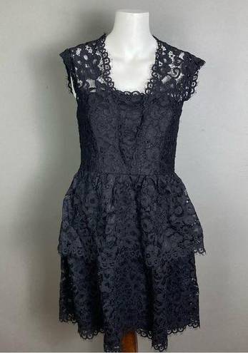 Shoshanna  dress size 6 black lace tiered sleeveless modest vamp