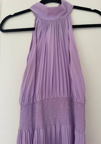 Vestique Lilac Midi Dress