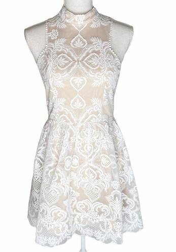 FATE. Lace Fit & Flare Halter Mini Dress White Cream S