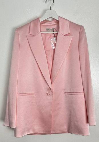 Alice + Olivia  Denny Blazer in Petal Size US 4