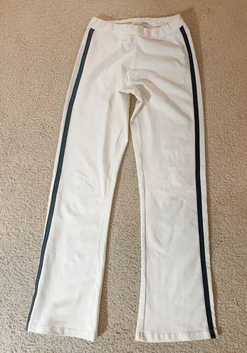 Brandy Melville White and Navy Stripe Trackpant