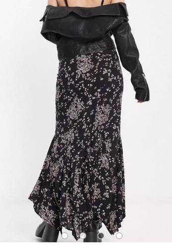 Free People  back seat glamour floral skirt size 4