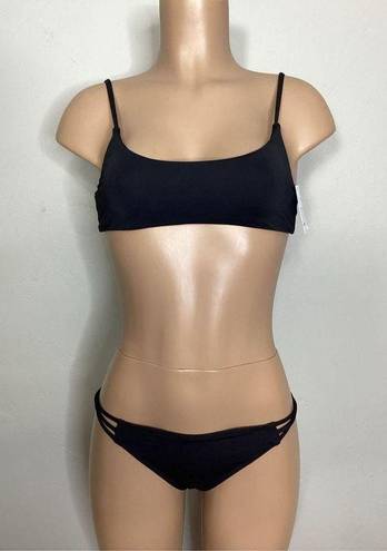 O'Neill New. O’Neill black bikini. S-top/L-bottom