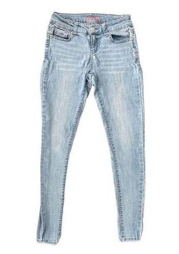 Delia's Delia’s Olivia Light Wash Stretchy Women’s Denim Skinny Jeans Size 0