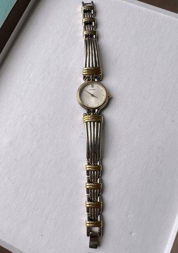 Seiko Ladies  Wristwatch Two Tone Gold Tone Bracelet Style Vintage