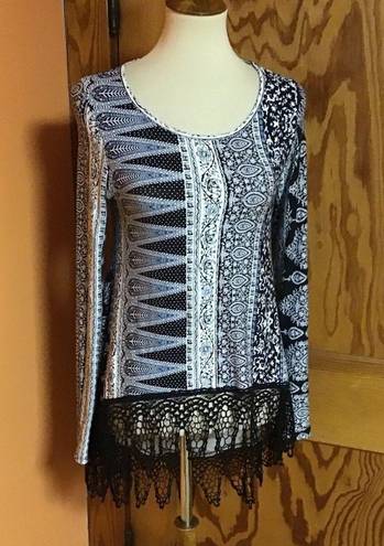 Vintage Havana 3 for 20 $ bundle  boho lace trimmed top