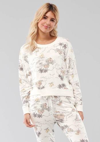 Gilly Hicks Dream Worthy Soft Crew Neck Shirt