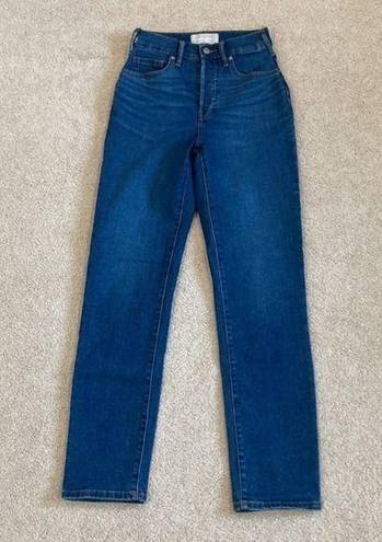 Everlane ⭐️  high rise slim straight blue jeans in size 25