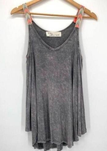 Vintage Havana  Women's Cold Shoulder Burnout Distressed Top