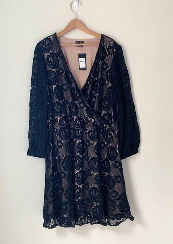 City Chic NWT  Lace Fly Away Dress - black