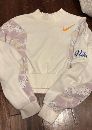 Nike Cropped Mocked Crewneck