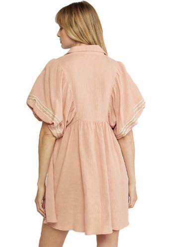 Entro V-Neck Gauze Embroidered Baby Doll Dress