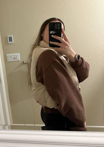 puffer vest Tan