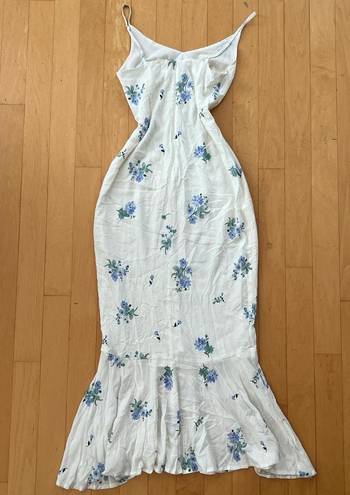 Princess Polly sing along maxi dress blue and white floral