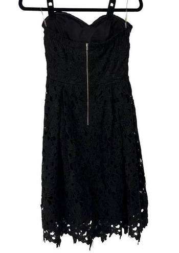 Alya  Black Floral Crochet Sweetheart Neckline Sleeveless Dress