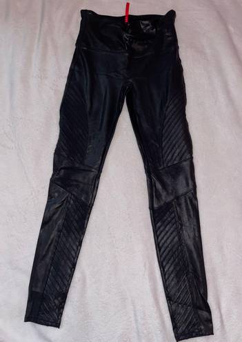 Spanx Womens  Black Faux Leather Moto Leggings size Medium