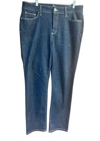 St. John’s Bay  Womans Straight Leg Stretch  Jeans Sz 12