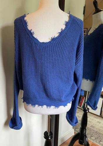 Moon & Madison Medium Blue Sweater 