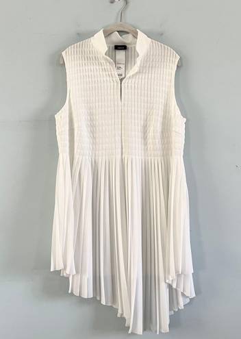 Akris Asymmetric Plisse Pleated Sleeveless White Babydoll Blouse