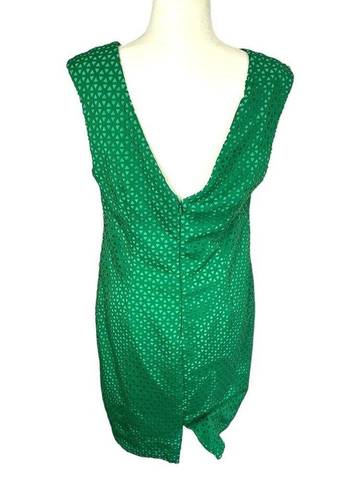 Tracy Reese PLENTY by  Emerald Green Sheath Dress Size 12 Laser Cut Knee Length