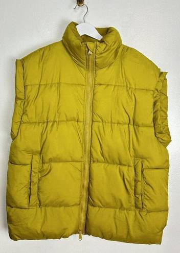 Free People Movement  In a Bubble Oversize Puffer Vest in Sulfur Springs X-Small
