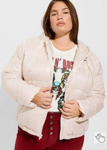 Torrid  Beige Champagne Cropped Hooded Puffer Jacket Sz.3 NWT