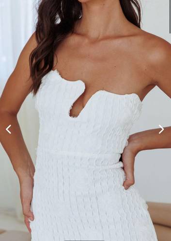 Selfie Leslie Textured White Midi Dress