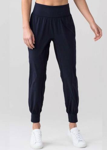 Lululemon  Athletica Midnight Navy Sun Setter Jogger Pant Size 4