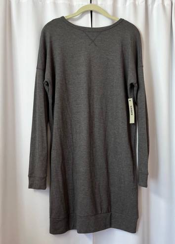 Tresics NWT  Solid Gray Pullover Long Sleeve Sweater T-Shirt Dress Size Medium