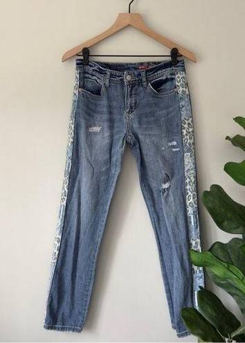 Pilcro  Anthropologie Slim Boyfriend Crop Jeans Patchwork Side Leg Distressed Zip