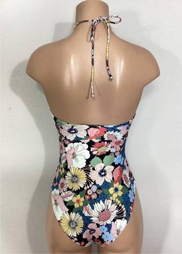 O'Neill New. O’Neill floral one piece. Small. Retails $99