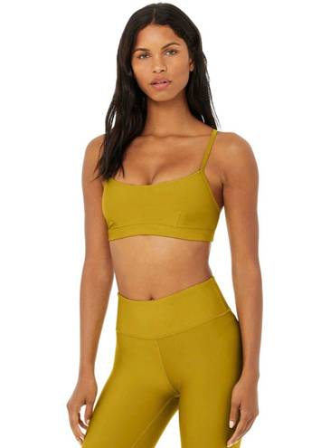 Alo Yoga High Waist Airlift Capri leggings in Yellow