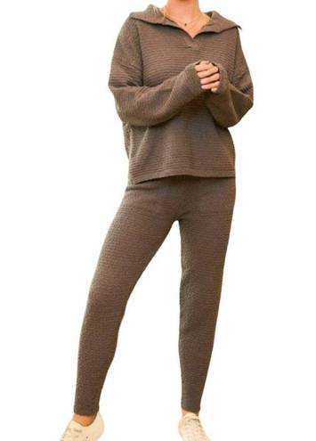 Main Strip  Cozy Around Town Jogger Set Charcoal Gray Size Large NWT