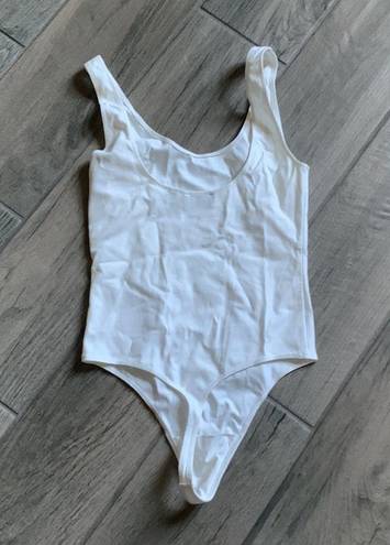 Wilfred Free  white bodysuit