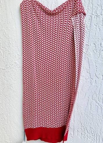 Papillon NWT  Rib Knitted Chevron Scarf Red White Women's One Size Fits All