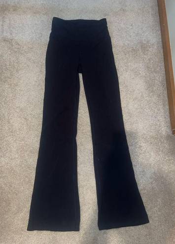 Lululemon Groove Super-High-Rise Nulu Flared Pant- Black Size 4