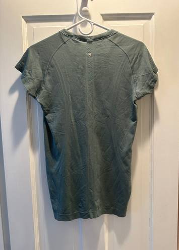 Lululemon Swiftly Tech Short Sleeve