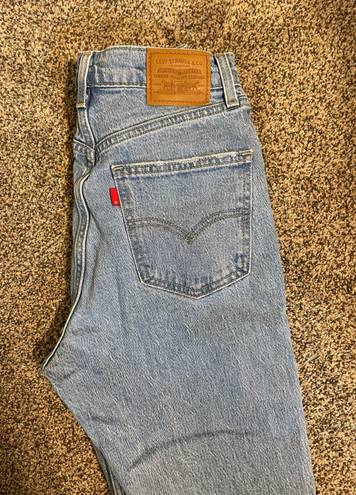 Levi’s 70s high flares