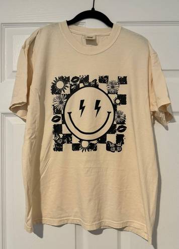 Comfort Colors Retro Smiley Shirt