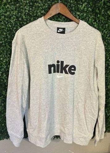 Nike Women’s  Crewneck Long Sleeve Sz Large