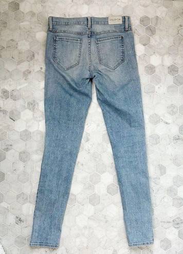 Wildfox Women’s  Light Wash Denim Jeans Straight Leg Size 27