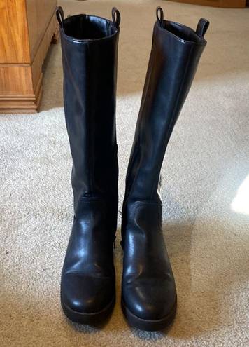 Black tall boots Size 8