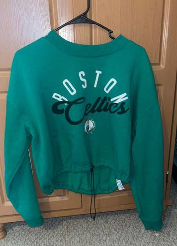 Nba Boston Celtics Cropped Sweater