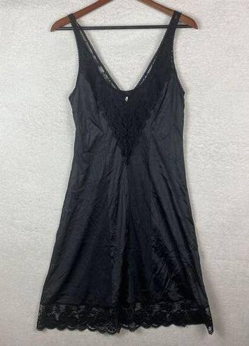 JC Penny Vintage  Fantasia Nightgown Black Satin Lace Trim Size 36 (M) Union Made