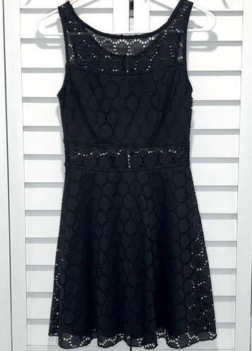 Trixxi Xs black mini dress crochet overlay lined mini dress xs black  dress dress