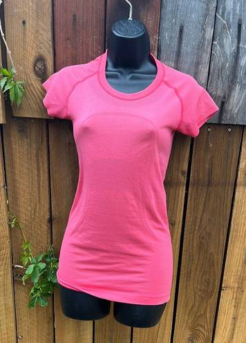 Lululemon Swiftly Tech Short Sleeve Crew