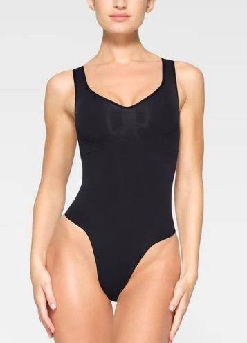 SKIMS NEW! Sculpting Thong Bodysuit S