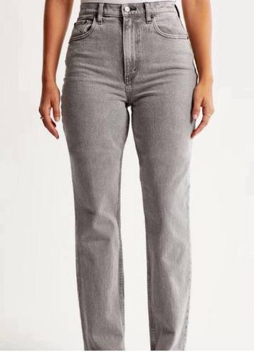 Abercrombie & Fitch  Curve Love The ‘90s Straight Ultra High Rise Gray Size 32/14