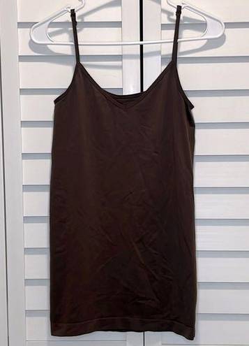 Nine West  tank top adjustable straps scoop neck v neck